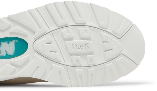 KITH x New Balance 990v2 Buatan USA 'Cyclades' M990KC2 Purchase KITH x New Balance 990v2 Buatan USA 'Cyclades' M990KC2