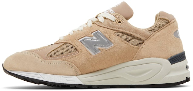 KITH x New Balance 990v2 Buatan AS 'Tan' M990KS2 Lookbook KITH x New Balance 990v2 Buatan AS 'Tan' M990KS2