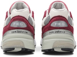 KITH x New Balance 992 'Kithmas 典藏系列 - 酒紅礁' M992KB Details for KITH x New Balance 992 'Kithmas 典藏系列 - 酒紅礁' M992KB