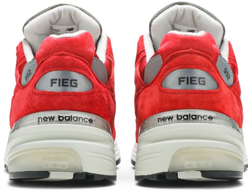 KITH x New Balance 992 'Kithmas Collection - Merah Team' M992KR Details for KITH x New Balance 992 'Kithmas Collection - Merah Team' M992KR