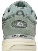 KITH x New Balance 993 Made in USA 'Pistachio' Sepatu Sneaker MR993KH1 Sizing KITH x New Balance 993 Made in USA 'Pistachio' Sepatu Sneaker MR993KH1