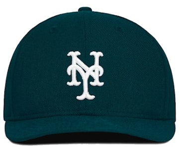 키스 x 뉴에라 메츠 로우 프로필 캡 (다크그린)
Buy 키스 x 뉴에라 메츠 로우 프로필 캡 (다크그린)