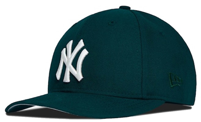 KITH x New Era Low Prof 59Fifty Yankees Cap Dark Green Order KITH x New Era Low Prof 59Fifty Yankees Cap Dark Green