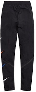 KITH x Nike FW21 New York Knicks Pantalones Negros Logo Jogger Casual. CZ1802-010 Lookbook KITH x Nike FW21 New York Knicks Pantalones Negros Logo Jogger Casual. CZ1802-010