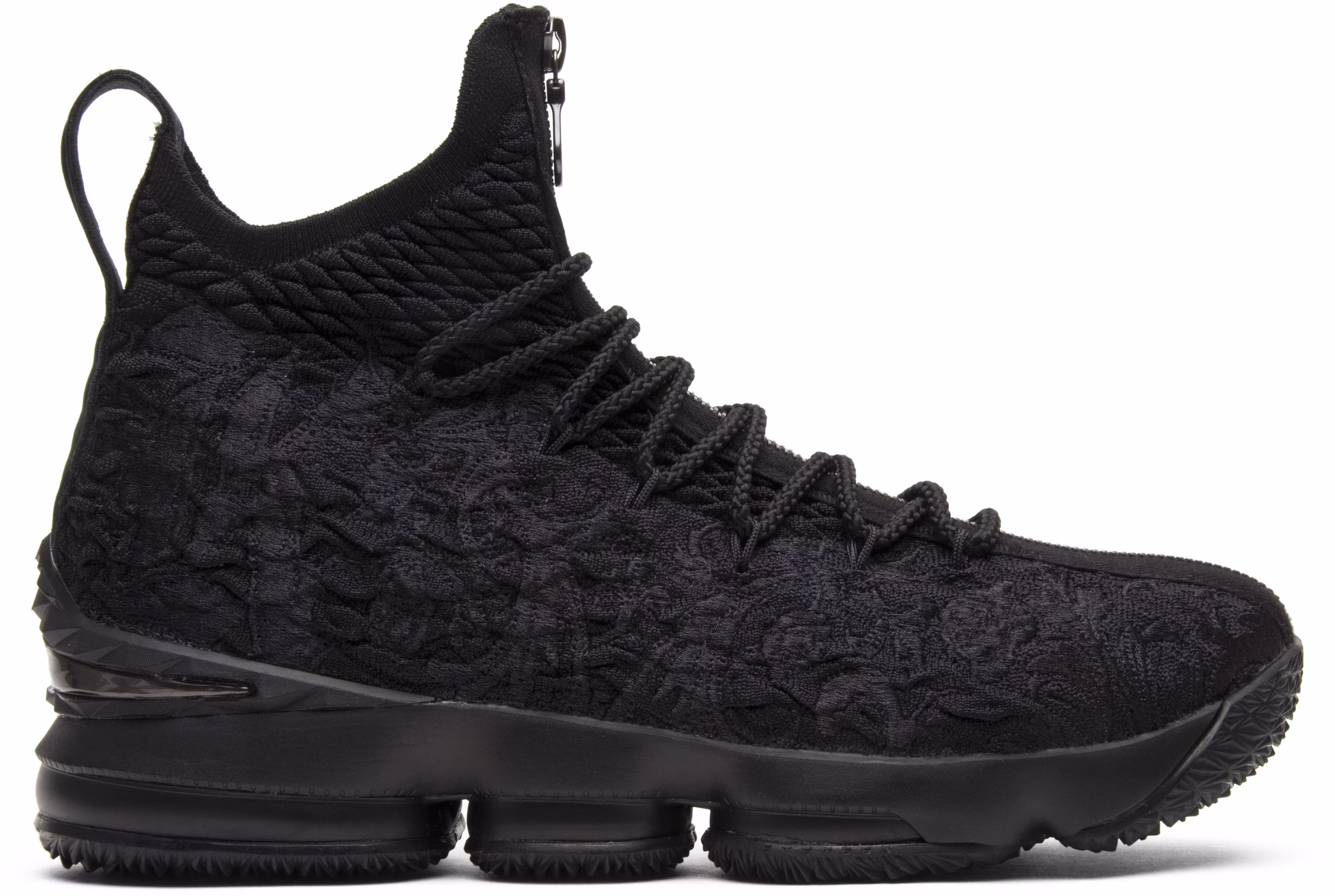 le-bron-15-performance-kith-suit-of-armor