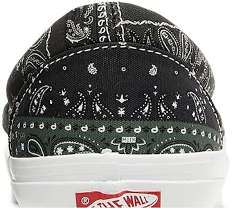 키쓰 x 반스 볼트 OG 클래식 슬립온 LX '반다나 - 스카라브' VN0A45JK6CF Sizing 키쓰 x 반스 볼트 OG 클래식 슬립온 LX '반다나 - 스카라브' VN0A45JK6CF