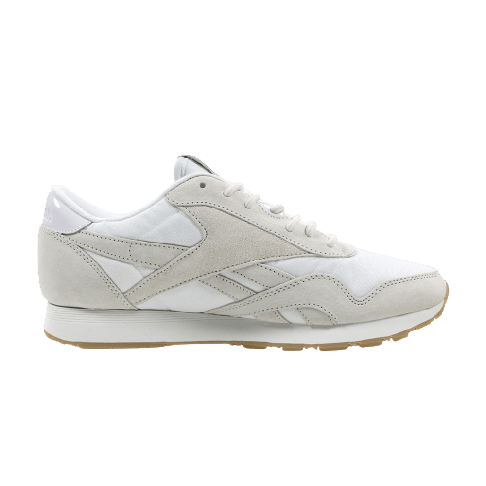 Buy Kitsune x Reebok Classic Nylon &#x27;Rubah Arktik&#x27; V69742