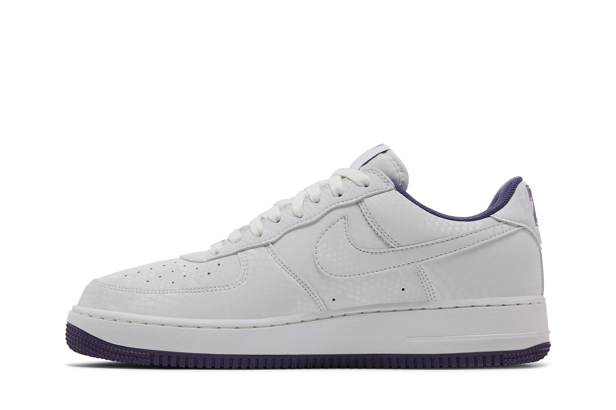 Lookbook Kobe Bryant x Nike Air Force 1 Low ''Summit White Daybreak'' Putih Lelaki. IB0018-102
