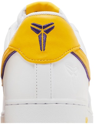 Kobe Bryant x Nike Air Force 1 Low 'Yellow' FZ1151-100 Sizing Kobe Bryant x Nike Air Force 1 Low 'Yellow' FZ1151-100