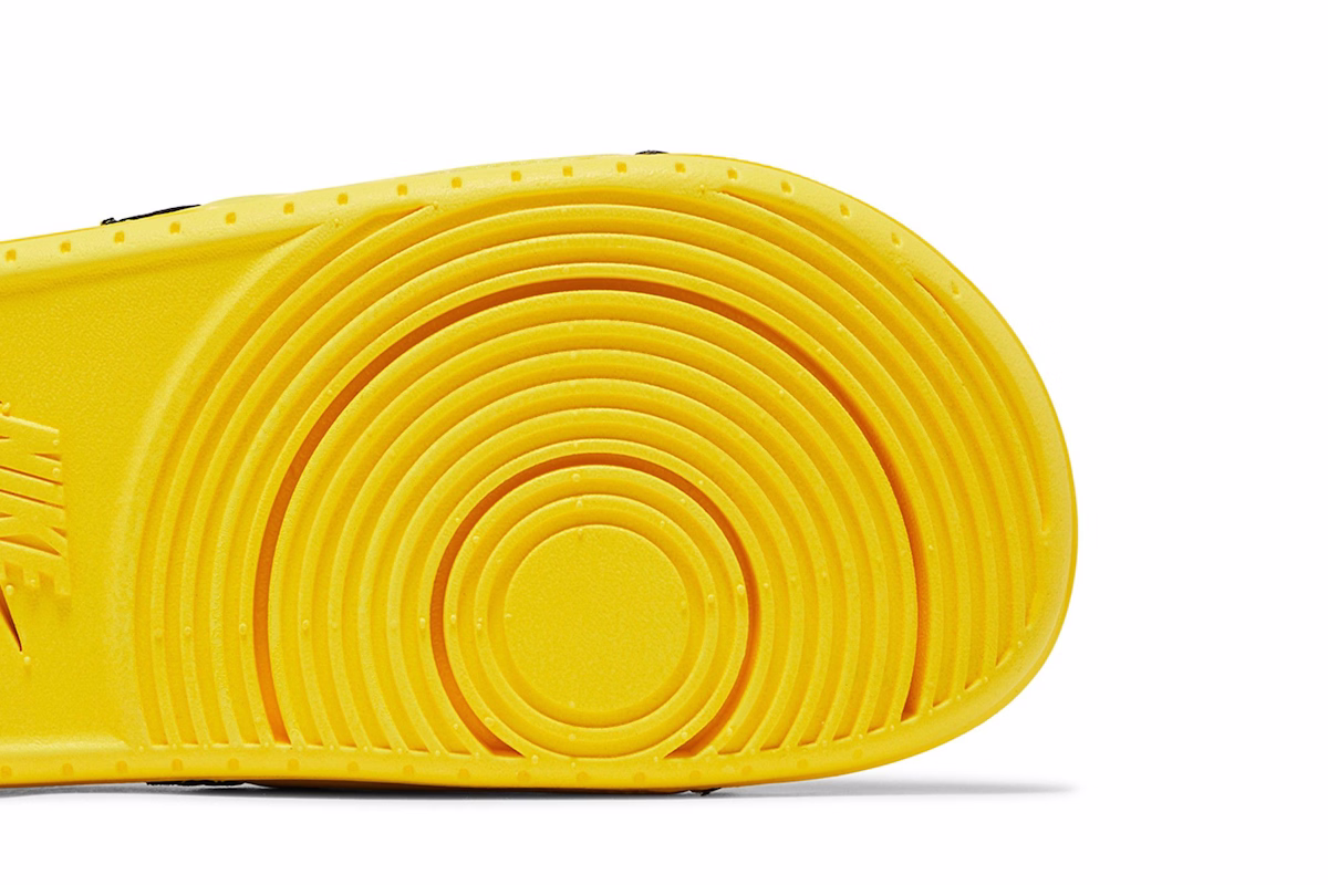 Kobe Bryant x Nike Offcourt Slide 'Lightning'