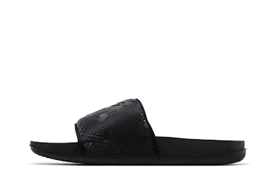 Kobe Bryant x Nike Offcourt Slide 'Triple Black'