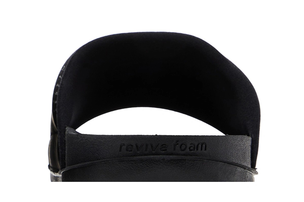 Kobe Bryant x Nike Offcourt Slide 'Triple Black'