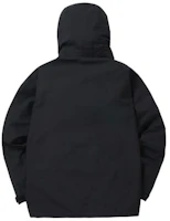 Lookbook KOLON SPORT 黑色連帽拉鏈Logo外套 V2JGX24121-BLK