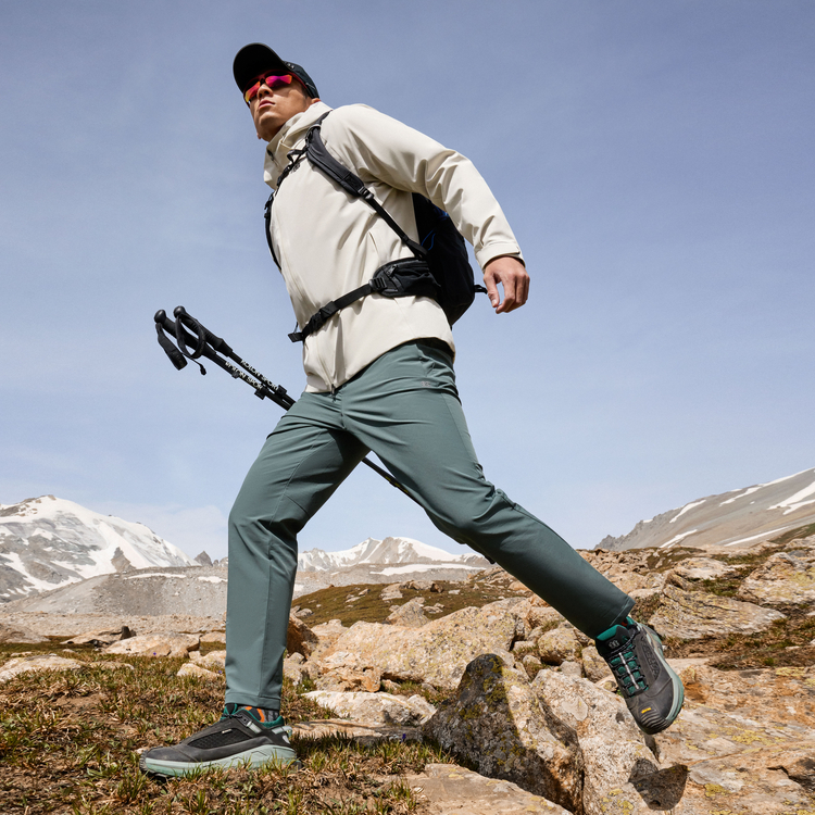 Shop コーロンスポーツ メンズ 防水 ストレッチ 取り外し可能ベルト付きハイキングパンツ LHLP4WNT21