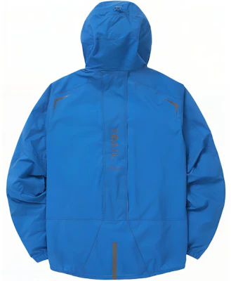 可隆户外轻便连帽印花修身夹克 蓝色 TLJJX24715 Lookbook 可隆户外轻便连帽印花修身夹克 蓝色 TLJJX24715