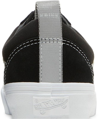 KRINK x Vans Vault Old Skool VLT LX 'Black' VN0A4BVF172 Sizing KRINK x Vans Vault Old Skool VLT LX 'Black' VN0A4BVF172