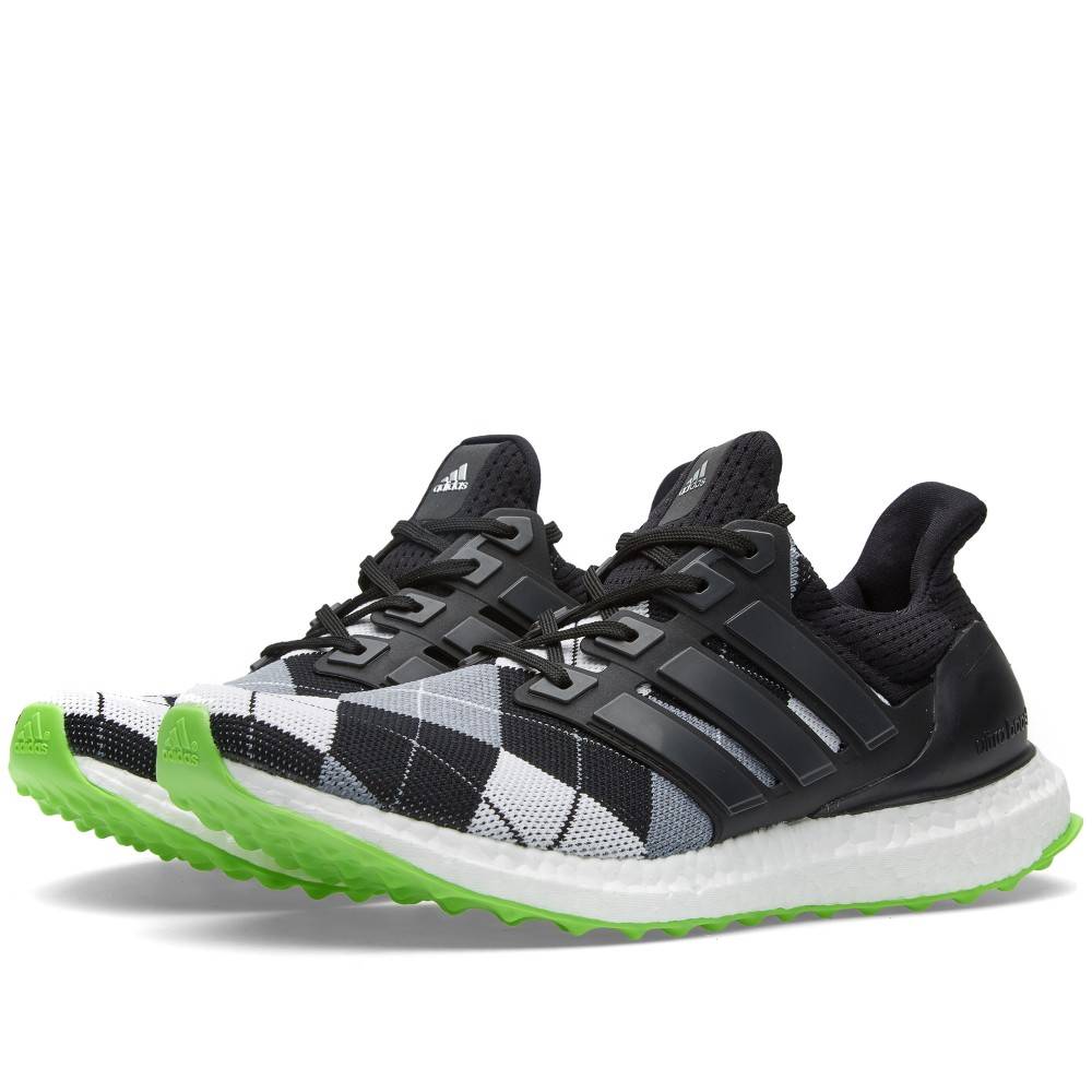 adidas - adidas by KRISVANASSCHE ultra boost 黒×緑 Another LEGO x adidas Ultra BOOST Appears in Black and Green