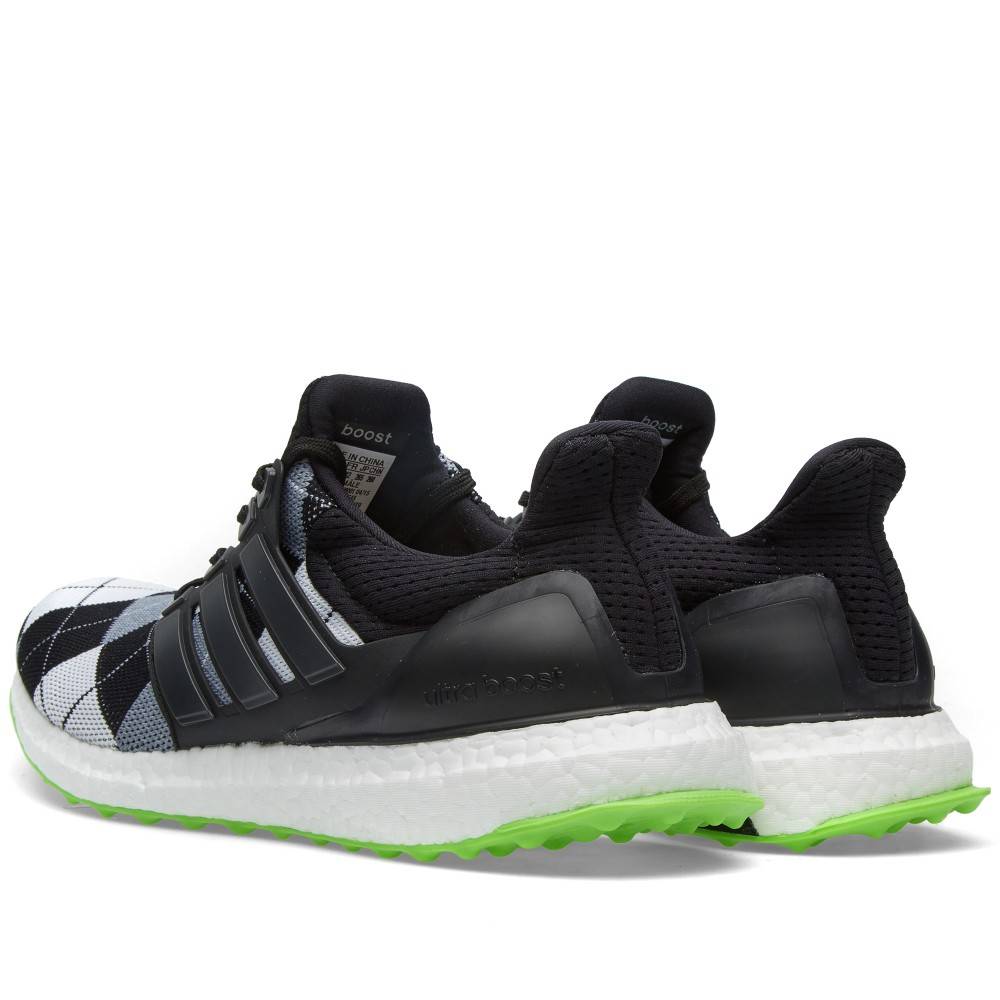 クリス・ヴァン・アッシュ x adidas ウルトラブースト 