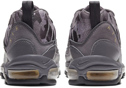 姆巴佩 x 耐克 Air Max 98 '21岁生日' CT1531-001 Shop 姆巴佩 x 耐克 Air Max 98 '21岁生日' CT1531-001