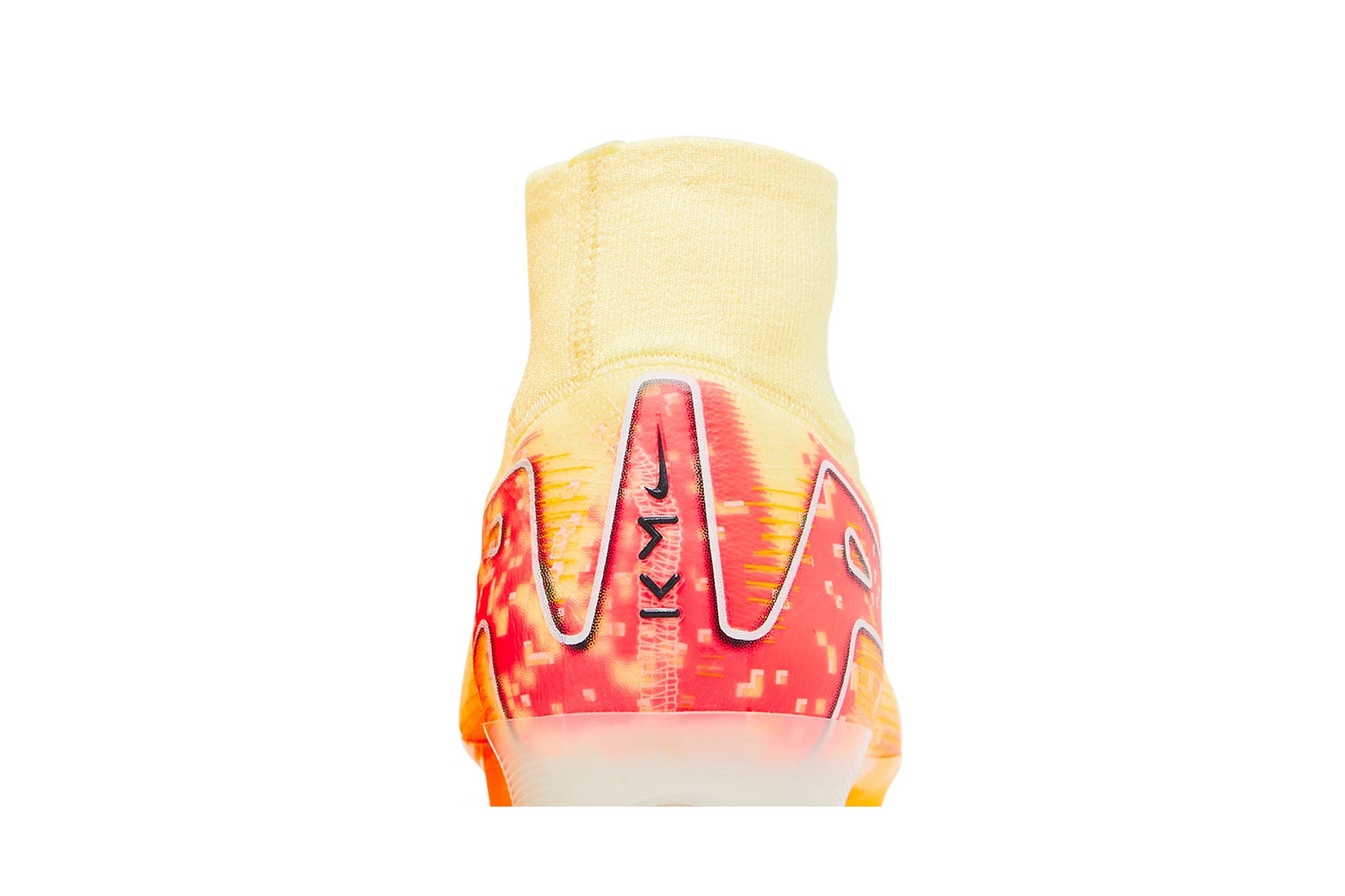 Sizing 姆巴佩 x 耐克变速电光超级苍蝇10精英FG '轻激光橙' FQ8692-800