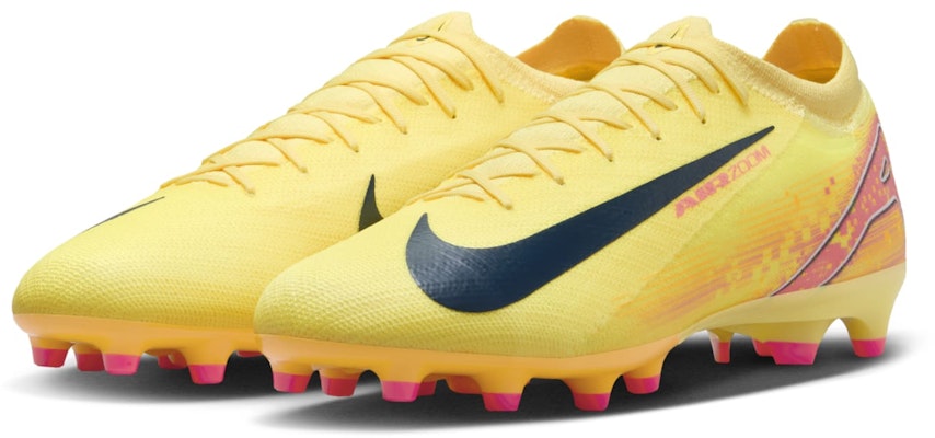 Kylian Mbappe x Nike Mercurial Vapor 16 Pro AG ''Naranja Láser Claro'' FQ8690-800 Lookbook Kylian Mbappe x Nike Mercurial Vapor 16 Pro AG ''Naranja Láser Claro'' FQ8690-800