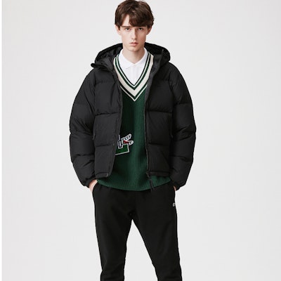 LACOSTE Black Down Jacket with Solid Color, Hood, and Pocket Design. BH4484-031 Lookbook LACOSTE Black Down Jacket with Solid Color, Hood, and Pocket Design. BH4484-031
