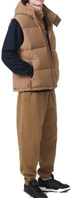 LACOSTE Rompi Tanpa Lengan Berkerudung Lepas Warna Khaki. BH1611-SIX Details for LACOSTE Rompi Tanpa Lengan Berkerudung Lepas Warna Khaki. BH1611-SIX