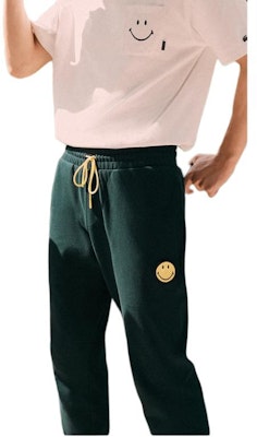 LACOSTE Embroidered Smile Face Casual Pants Deep Green. XH9279-YZP Shop LACOSTE Embroidered Smile Face Casual Pants Deep Green. XH9279-YZP