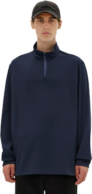 Lacoste Navy Blue Classic Long Sleeve Pullover Sweatshirt SH7502-423 Lookbook Lacoste Navy Blue Classic Long Sleeve Pullover Sweatshirt SH7502-423