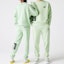 Shop 라코스테 SS22 유니섹스 로고 프린트 크루넥 긴팔 맨투맨 라이트 그린. SH2788-HEE