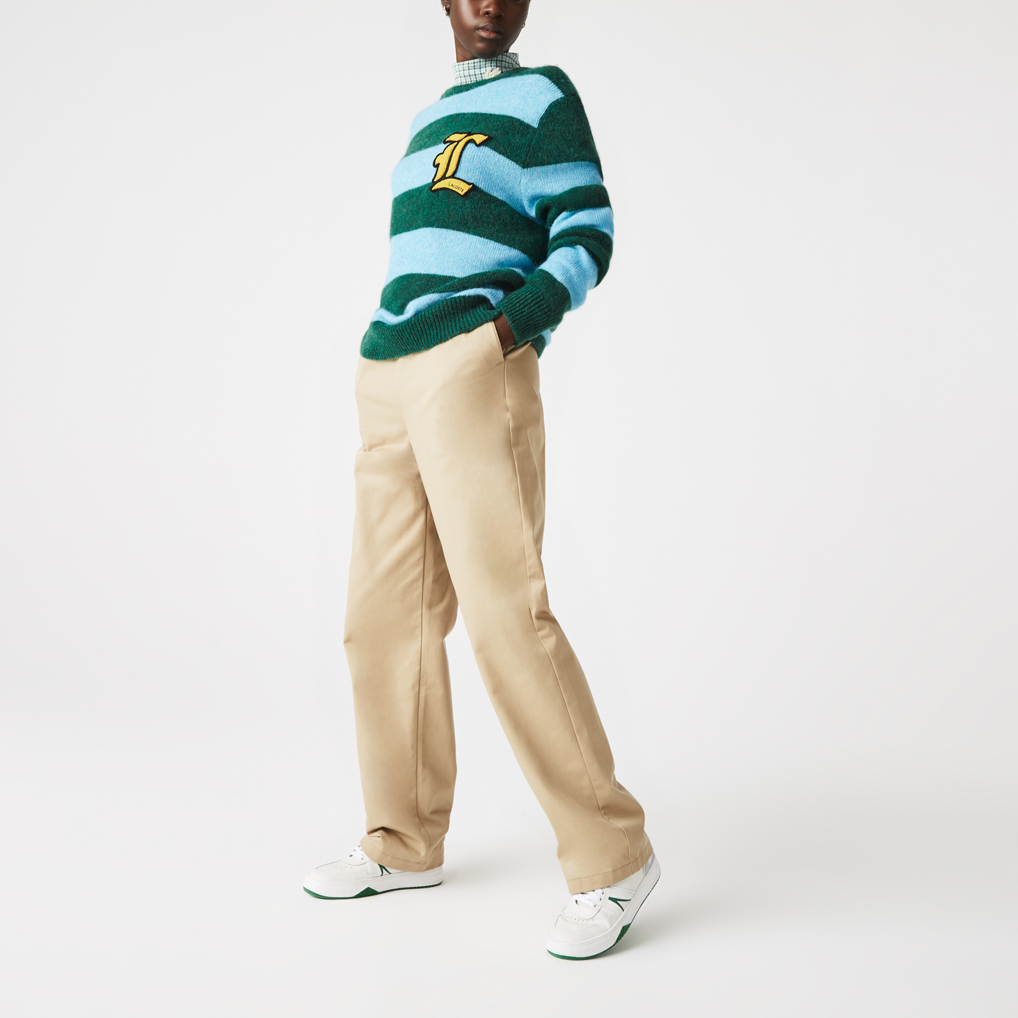 Shop ラコステ ユニセックス ブルーストライプ ウール混セーター 刺繍ロゴ入り. AH75011B8