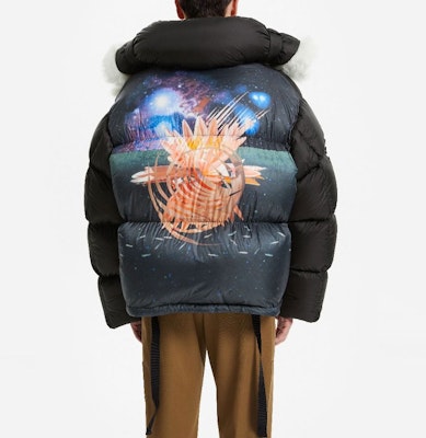 Lanvin Jaket Musim Dingin Hitam Hoodie Puffer dengan Desain Huruf. RM-OU0112-O001-H21S1 Shop Lanvin Jaket Musim Dingin Hitam Hoodie Puffer dengan Desain Huruf. RM-OU0112-O001-H21S1