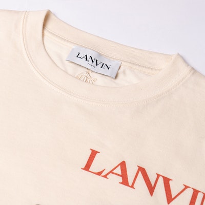 Kaos Unisex Lanvin Beige Motif Gajah & Lobster Kartun. RM-TS0002-J052-E2130 Details for Kaos Unisex Lanvin Beige Motif Gajah & Lobster Kartun. RM-TS0002-J052-E2130