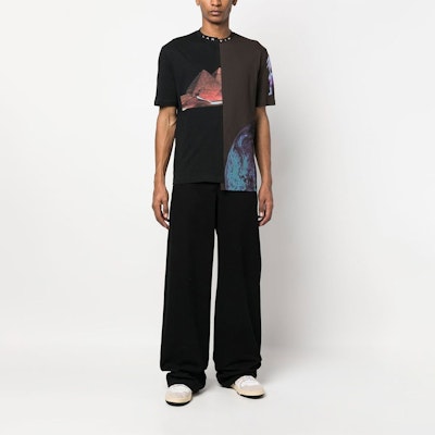 Lanvin Kaos Pola Irregular Lengan Pendek Pria Warna Hitam. RMTS0006J011H22-624 Lookbook Lanvin Kaos Pola Irregular Lengan Pendek Pria Warna Hitam. RMTS0006J011H22-624