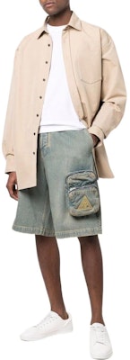 Lanvin SS22 Shorts Azul Denim Corte Recto con Botones. RM-TR0154-D029-P2222 Lookbook Lanvin SS22 Shorts Azul Denim Corte Recto con Botones. RM-TR0154-D029-P2222