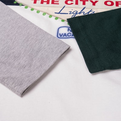 Sudadera Blanca Lanvin SS22 Estampado Vintage Cuello Redondo Hombre. RM-SS0002-J190-P22-00 Details for Sudadera Blanca Lanvin SS22 Estampado Vintage Cuello Redondo Hombre. RM-SS0002-J190-P22-00