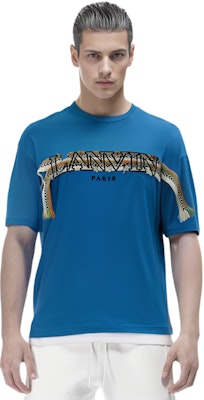 Lanvin SS23 Logo T-Shirt Lengan Pendek Biru. RM-TS0009-J198-P22222 Shop Lanvin SS23 Logo T-Shirt Lengan Pendek Biru. RM-TS0009-J198-P22222