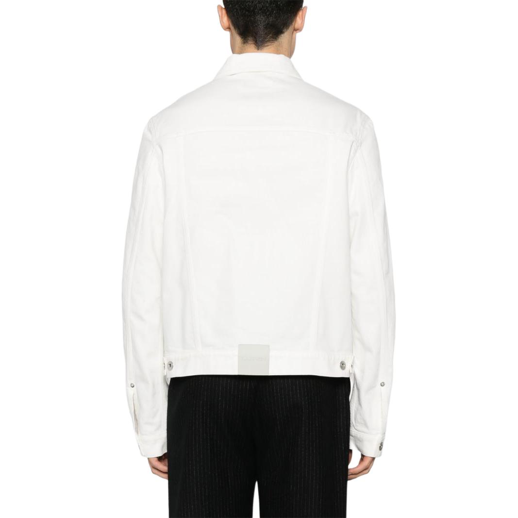 Shop ランバン SS24 ホワイトデニムジャケット ロゴパッチ付き、シングル、リラックスフィット RM-JA0003-D076-P24