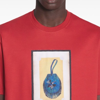 Lanvin SS24 Kaos Pria Lengan Pendek Logo Huruf Merah. RM-TS0010-J153-A24 Details for Lanvin SS24 Kaos Pria Lengan Pendek Logo Huruf Merah. RM-TS0010-J153-A24