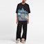 Lookbook Lanvin x Batman SS22 Camiseta Gráfica Batmóvil Negra. RM-TS0009-J234-E2210