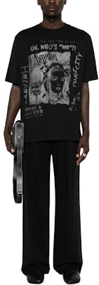 Camiseta Negra Relajada Lanvin x Future SS24 con Logo Graffiti para Hombre. RU-TS0037-J117-P24 Lookbook Camiseta Negra Relajada Lanvin x Future SS24 con Logo Graffiti para Hombre. RU-TS0037-J117-P24