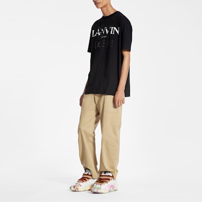 Lanvin x Gallery Dept. Logo 寬鬆版型黑色圓領短袖T恤。 RU-TS0005-J090-E2110 Shop Lanvin x Gallery Dept. Logo 寬鬆版型黑色圓領短袖T恤。 RU-TS0005-J090-E2110
