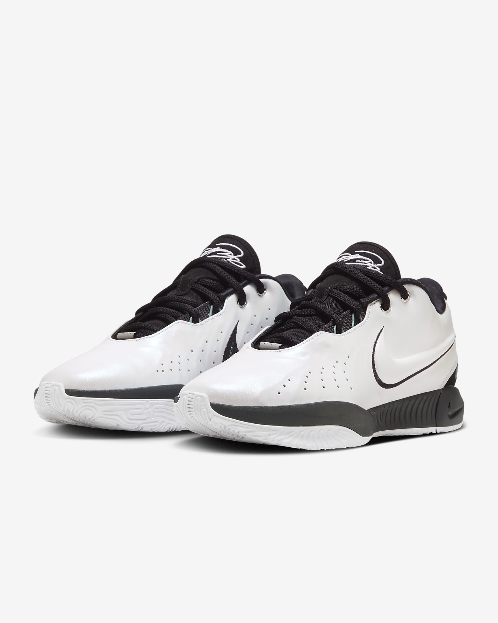 Purchase LeBron 21 "Conchiolin" EP zapatillas deportivas. HF5842-100