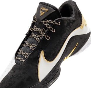 LeBron 22 EP Sepatu Basket HV8453-100 Sizing LeBron 22 EP Sepatu Basket HV8453-100