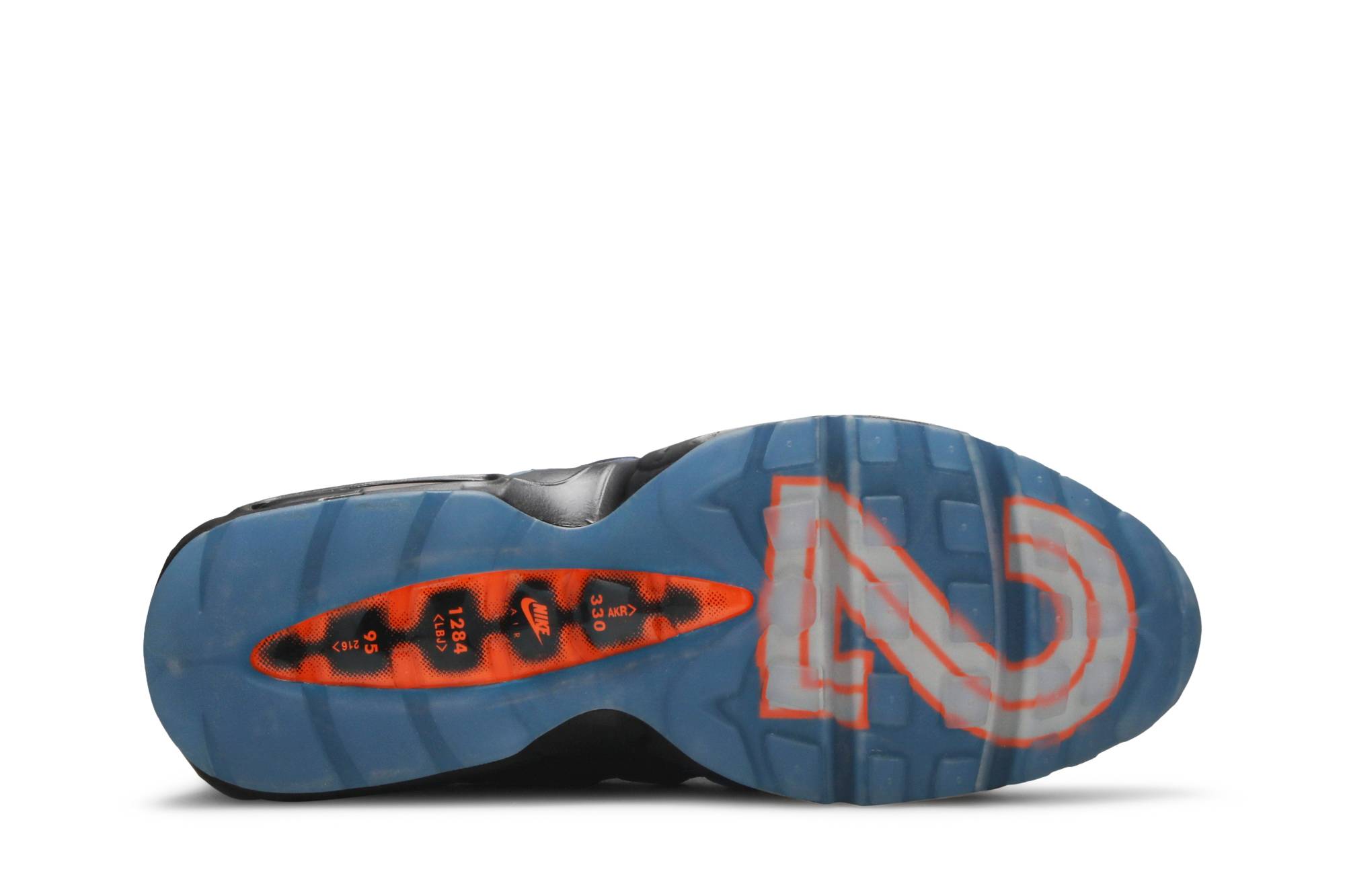 Shop 勒布朗·詹姆斯 x Nike Air Max 95 QS '比赛时刻' 822829-444