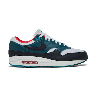 LeBron Nike Air Max 1 'Liverpool'