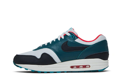 LeBron x Nike Air Max 1 'Liverpool' FB8914-100