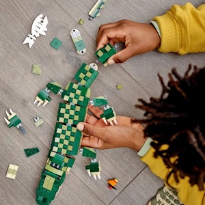 LEGO Creator 3 Dalam 1 Set Buaya Hijau 31121 LEGO_31121 Details for LEGO Creator 3 Dalam 1 Set Buaya Hijau 31121 LEGO_31121