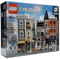 LEGO Creator Assembly Square Set 10255 LEGO Creator Assembly Square Set 10255