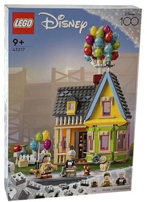 LEGO Disney "Up" House Set 43217 Buy LEGO Disney "Up" House Set 43217
